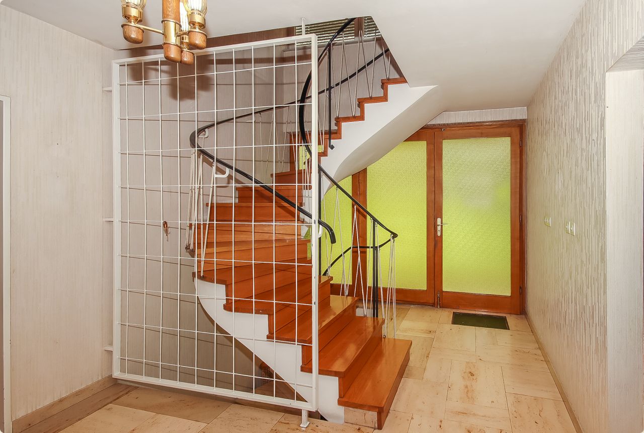 ** VERKAUFT** Großzügig Wohnen mit herrlicher Aussicht auf Hechtsheim