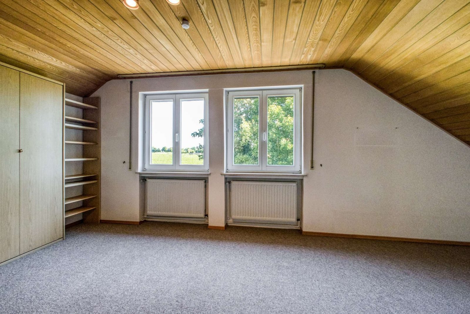 *RESERVIERT* Besonderes Reihenendhaus mit Galerie und Wintergarten * keine Käuferprovision
