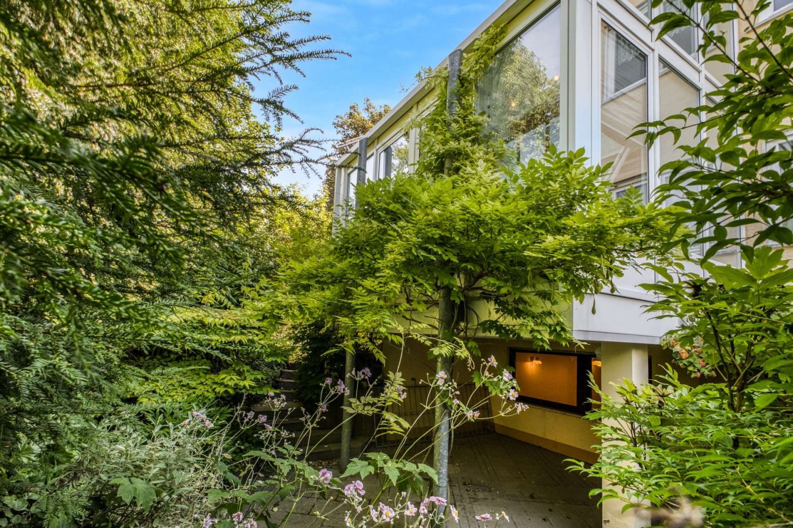 *RESERVIERT* Besonderes Reihenendhaus mit Galerie und Wintergarten * keine Käuferprovision