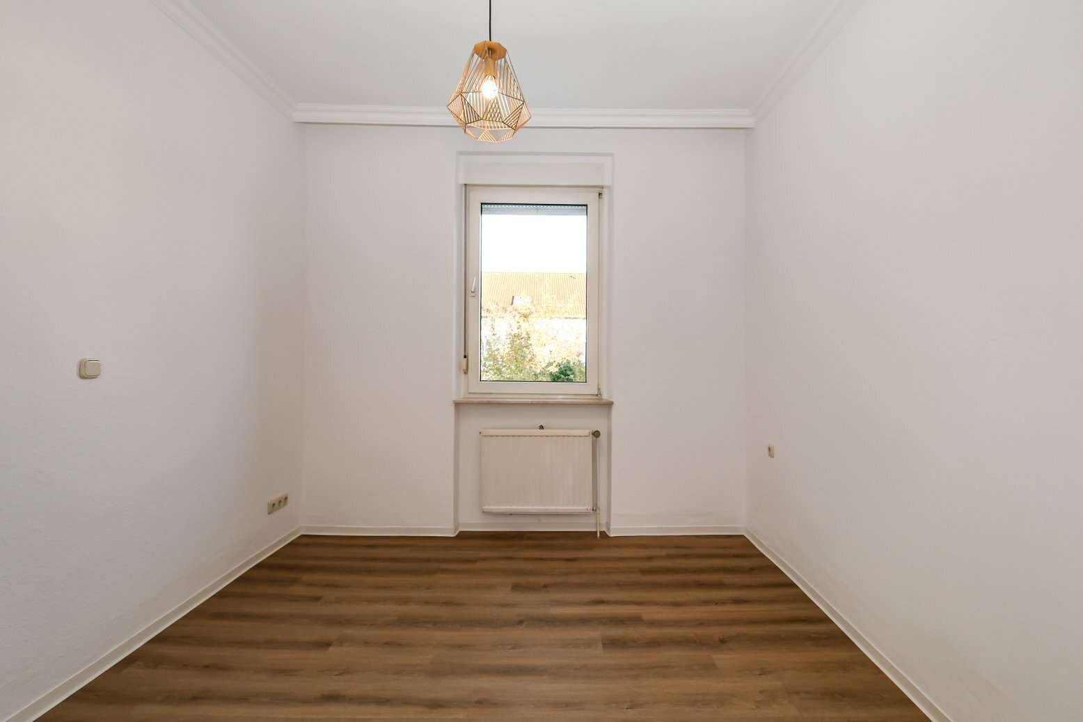 Freistehendes Haus mit riesigem Platzangebot und vielseitigen Nutzungsmöglichkeiten