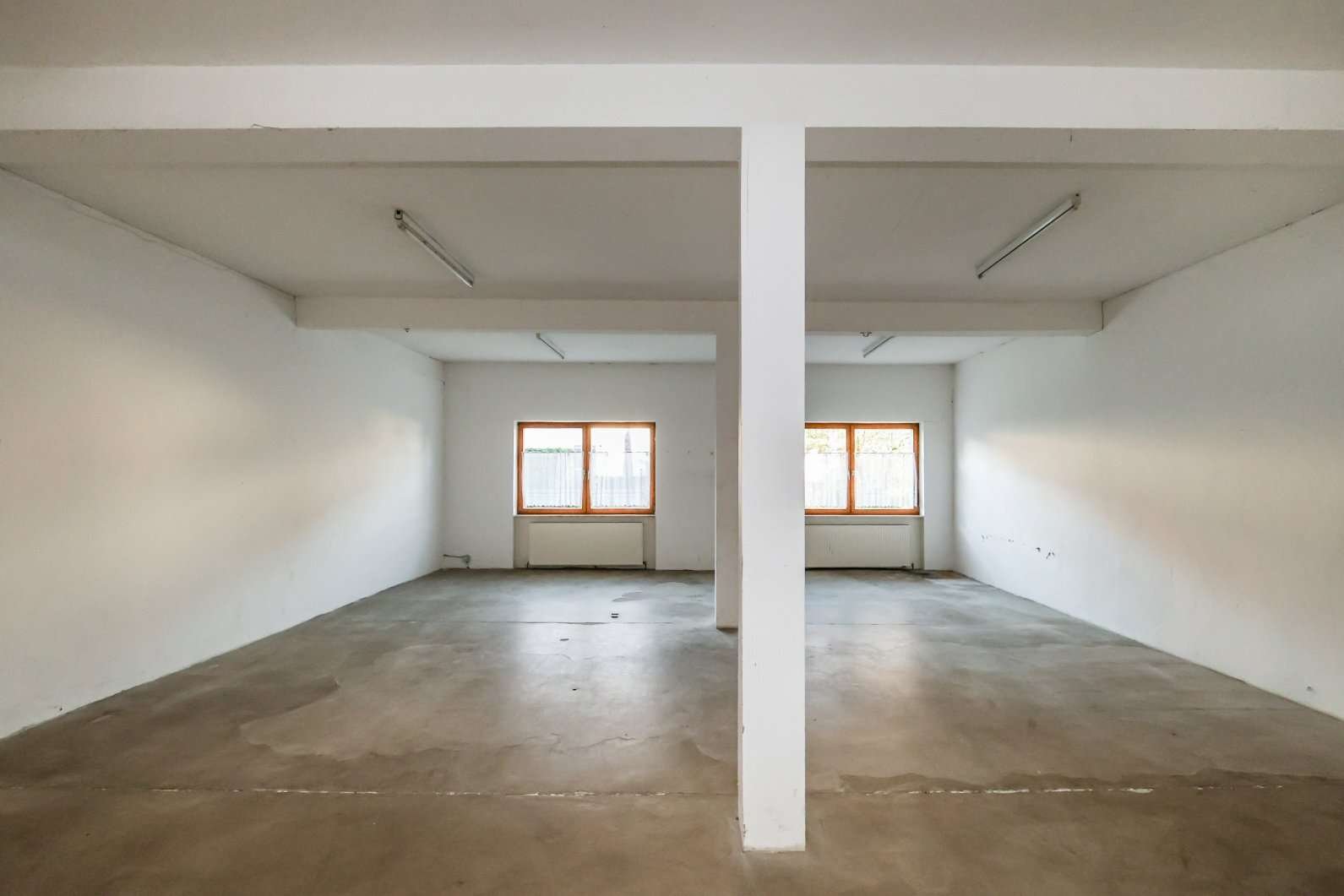 Freistehendes Haus mit riesigem Platzangebot und vielseitigen Nutzungsmöglichkeiten