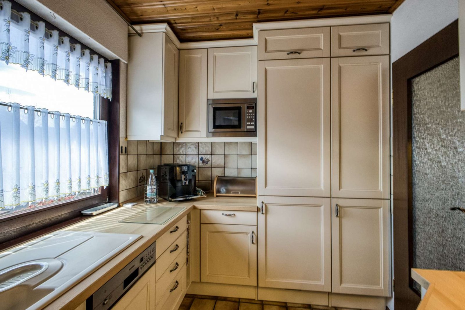 Mehr Haus fürs Geld: Einliegerwohnung, Ausbaureserve und sonniger Garten * Keine Käuferprovision