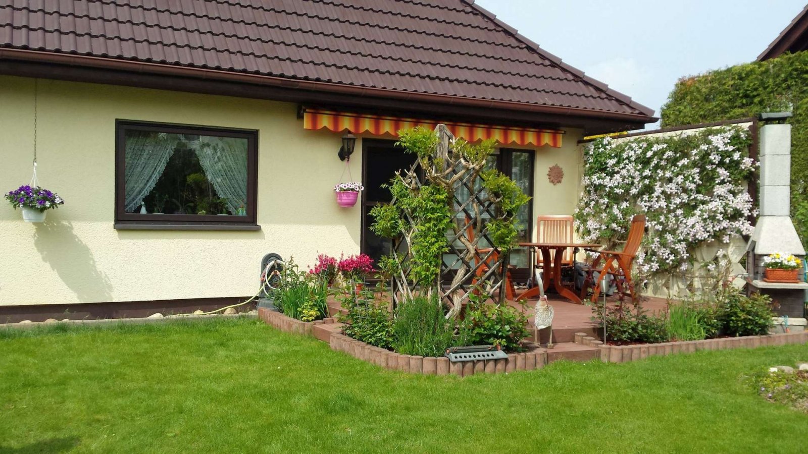 Mehr Haus fürs Geld: Einliegerwohnung, Ausbaureserve und sonniger Garten * Keine Käuferprovision