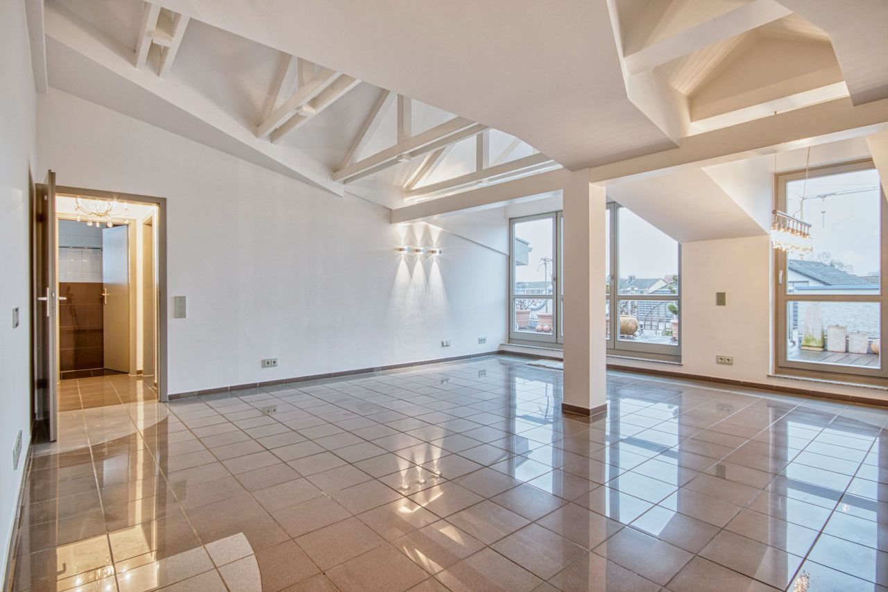 Mommenheim: **VERMIETET** Penthouse-Wohnung mit 120m² Dachgarten/Dachterrasse - Willkommen im Himmel!  Mommenheim: **VERMIETET** Penthouse-Wohnung mit 120m² Dachgarten/Dachterrasse - Willkommen im Himmel!