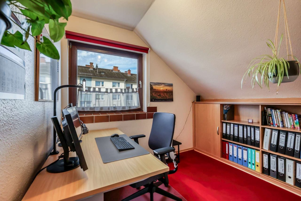 Büro/Kinderzimmer Büro/Kinderzimmer