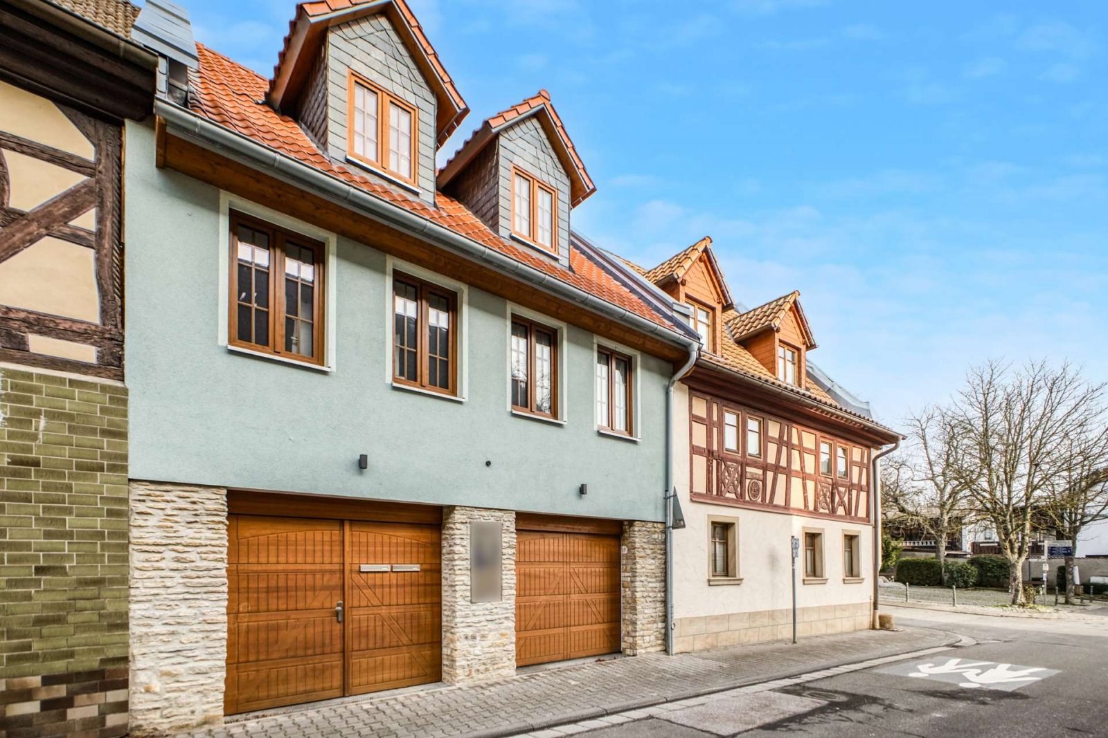 Straßenansicht