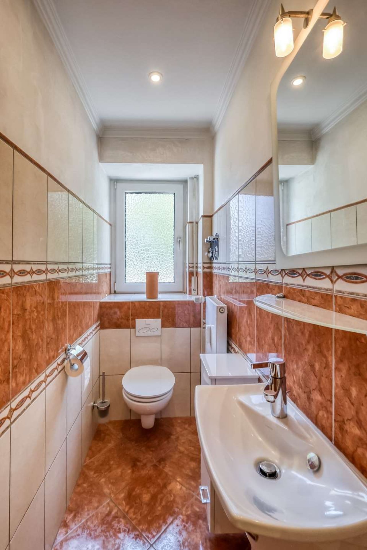 WC WC